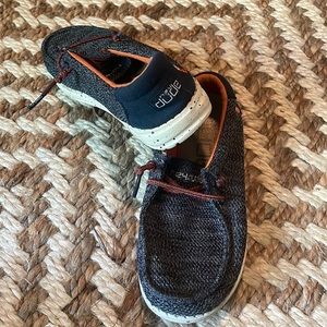 Boys Hey Dude shoes, navy and orange Wally youth, sz 2
